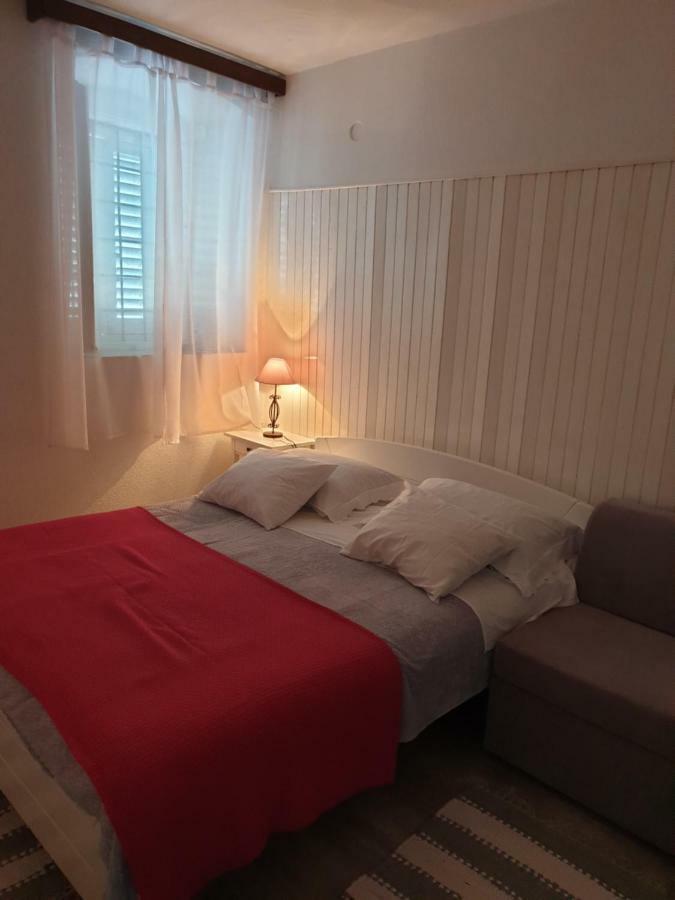 Apartments Neda Драче Экстерьер фото